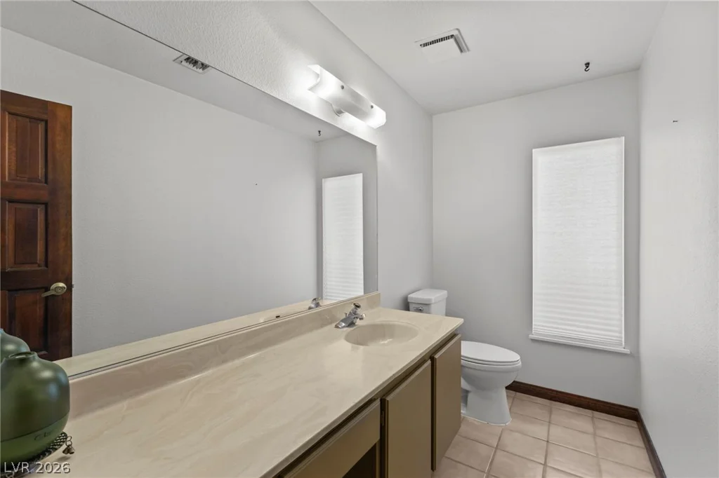 5914 Twain, Las Vegas, NV 89103