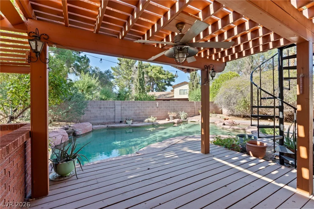 5914 Twain, Las Vegas, NV 89103