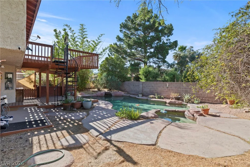 5914 Twain, Las Vegas, NV 89103