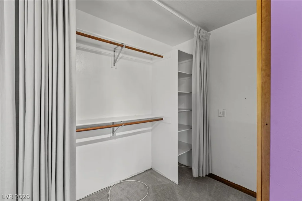5914 Twain, Las Vegas, NV 89103