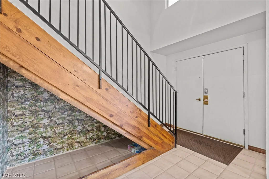 5914 Twain, Las Vegas, NV 89103