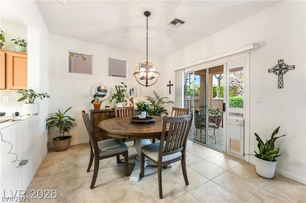 10722 Sky Meadows, Las Vegas, NV 89134