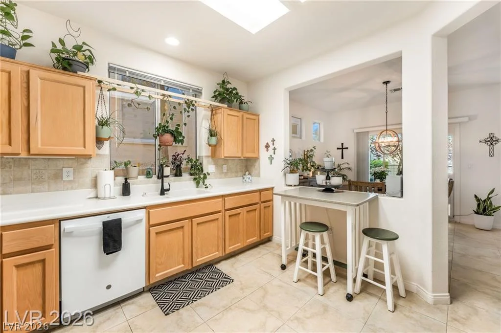 10722 Sky Meadows, Las Vegas, NV 89134