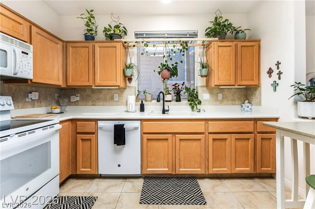 10722 Sky Meadows, Las Vegas, NV 89134
