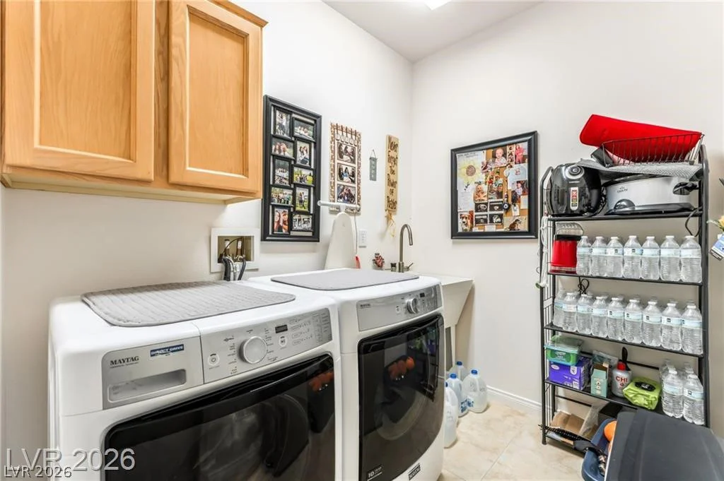 10722 Sky Meadows, Las Vegas, NV 89134