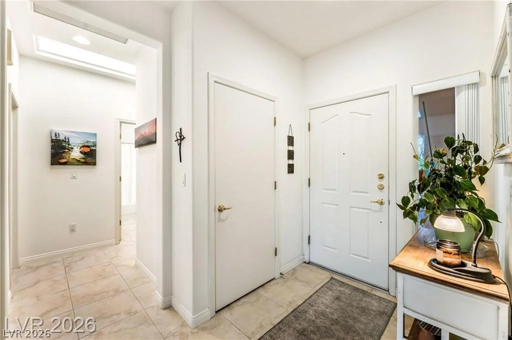 10722 Sky Meadows, Las Vegas, NV 89134