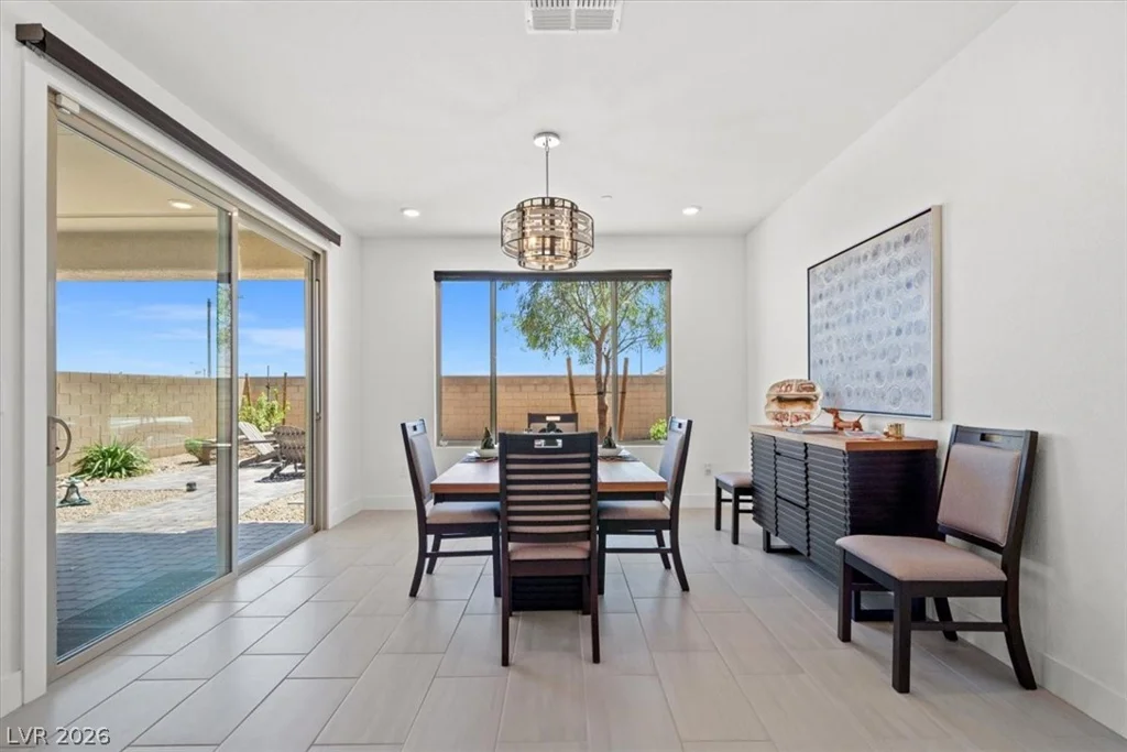 10959 Gardenova, Las Vegas, NV 89166