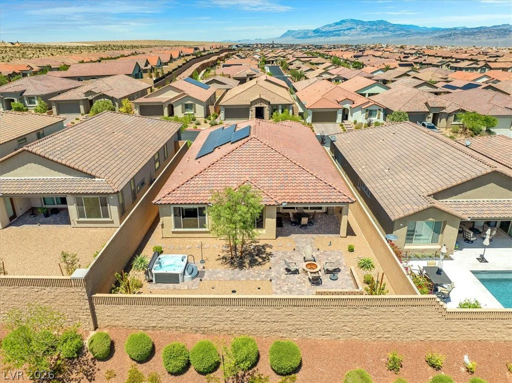 10959 Gardenova, Las Vegas, NV 89166