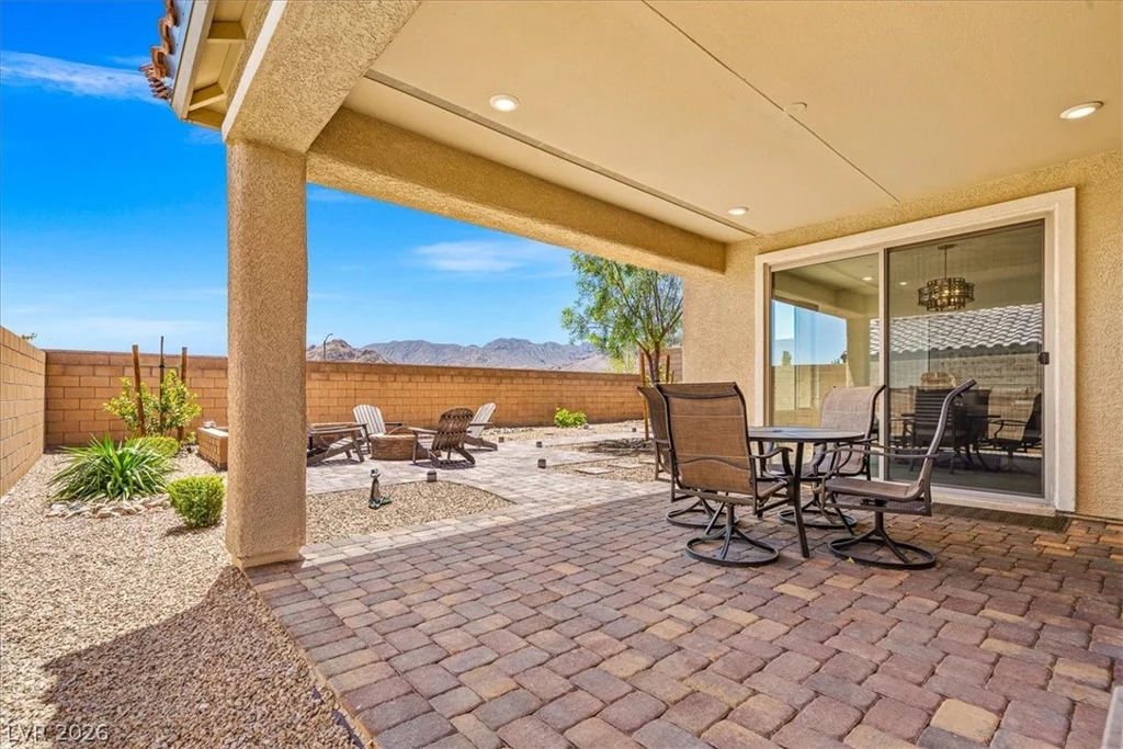 10959 Gardenova, Las Vegas, NV 89166