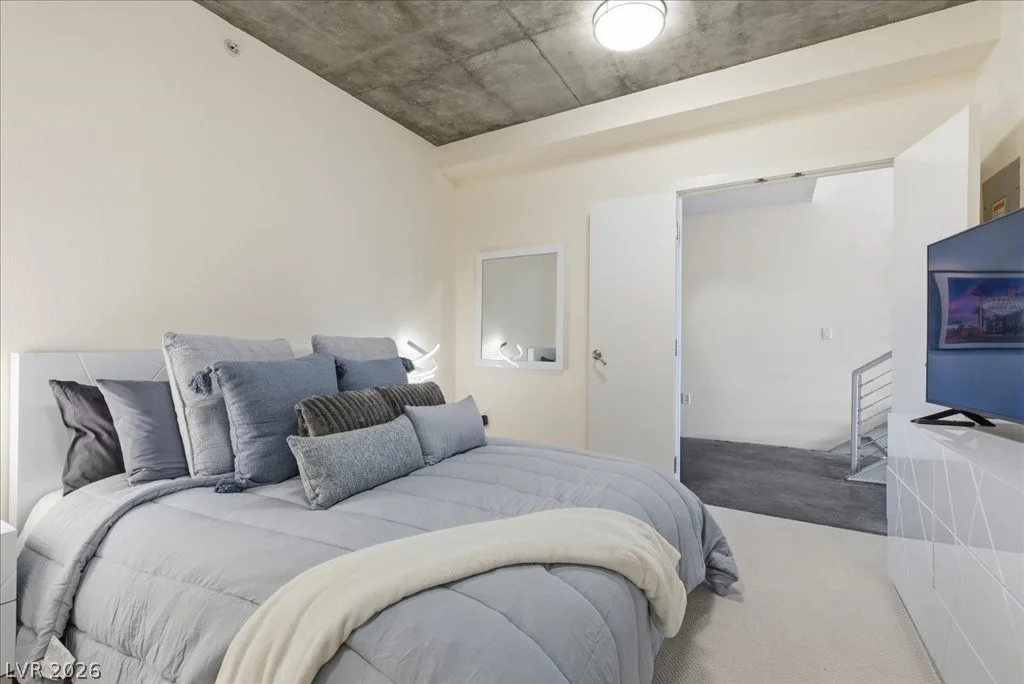 360 Desert Inn, Las Vegas, NV 89109