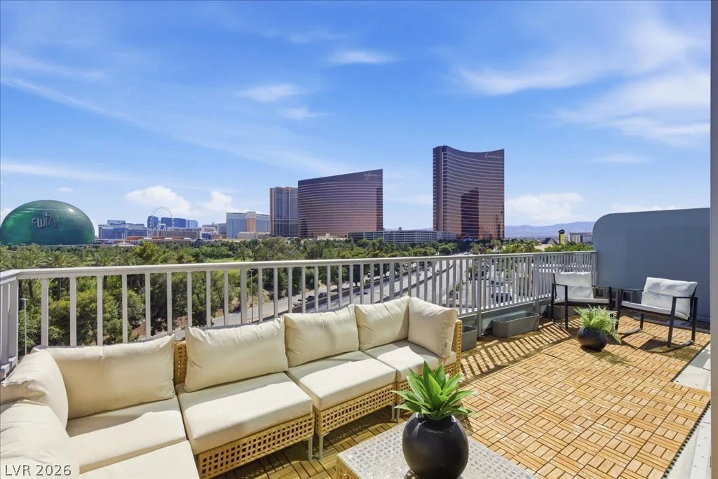 360 Desert Inn, Las Vegas, NV 89109