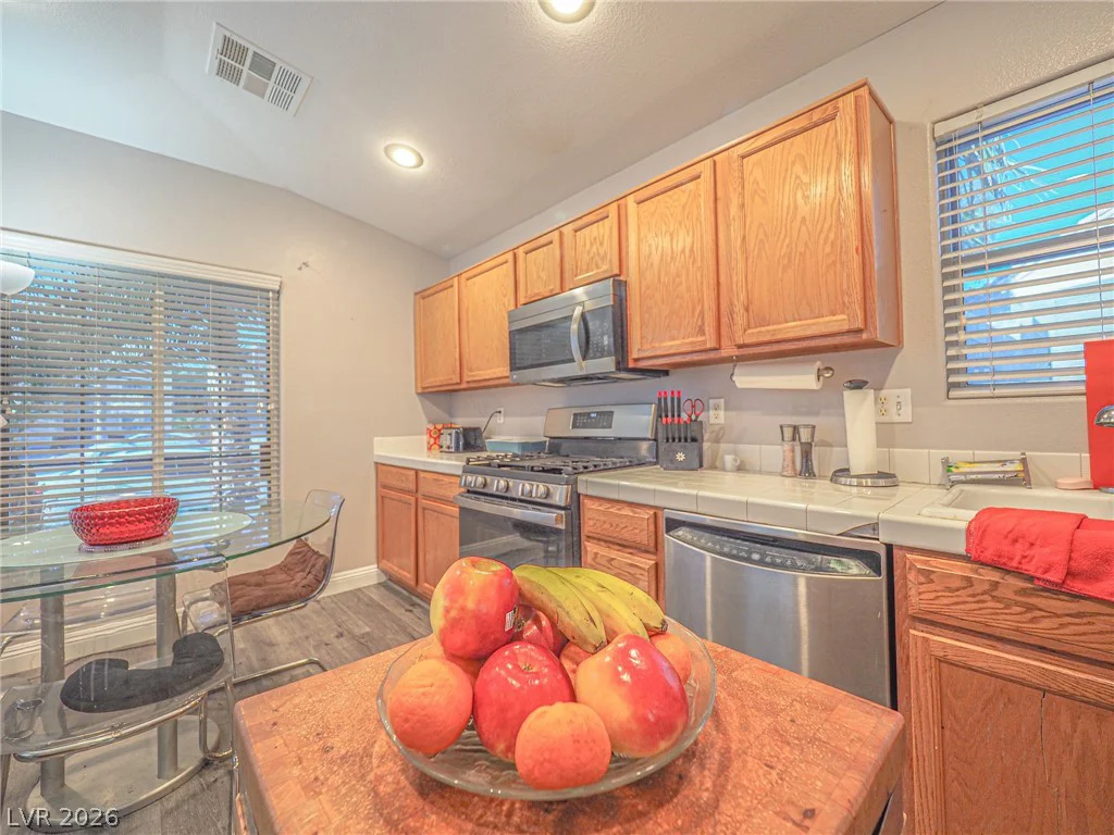 3105 Whispering Canyon, Henderson, NV 89052