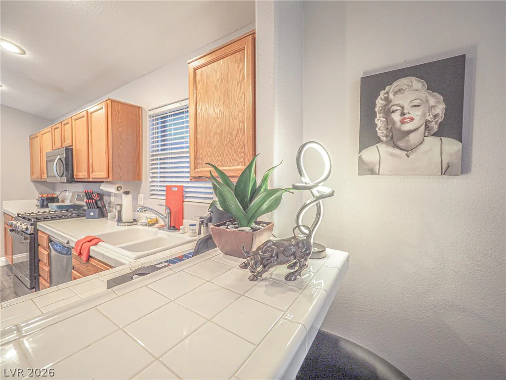 3105 Whispering Canyon, Henderson, NV 89052