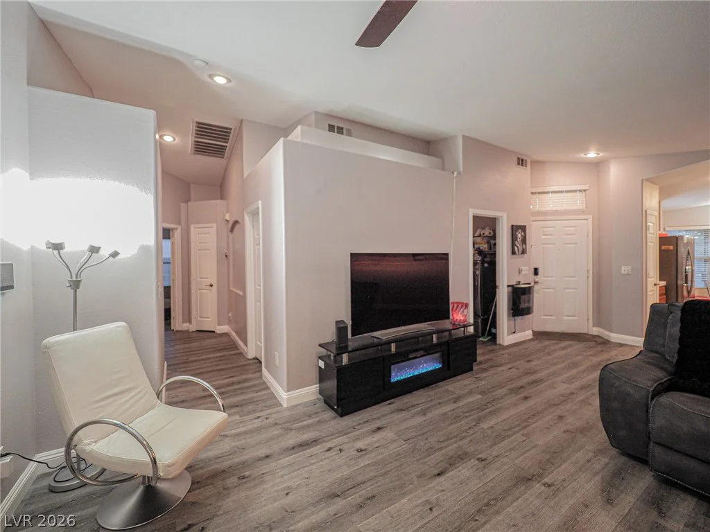 3105 Whispering Canyon, Henderson, NV 89052