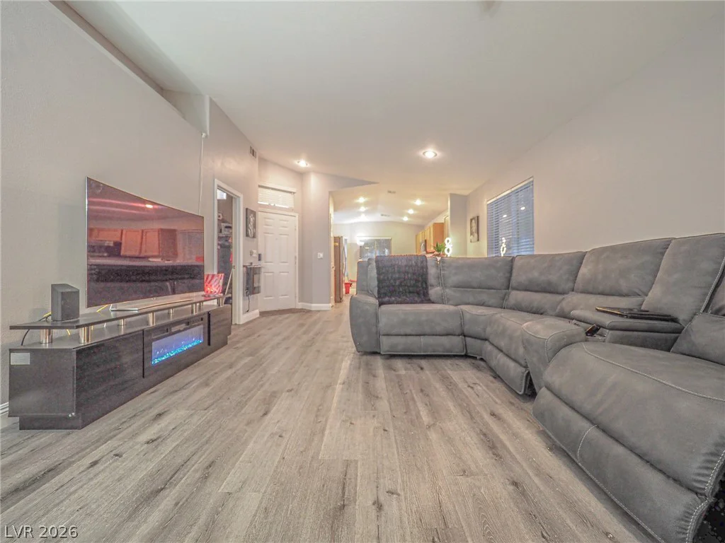3105 Whispering Canyon, Henderson, NV 89052