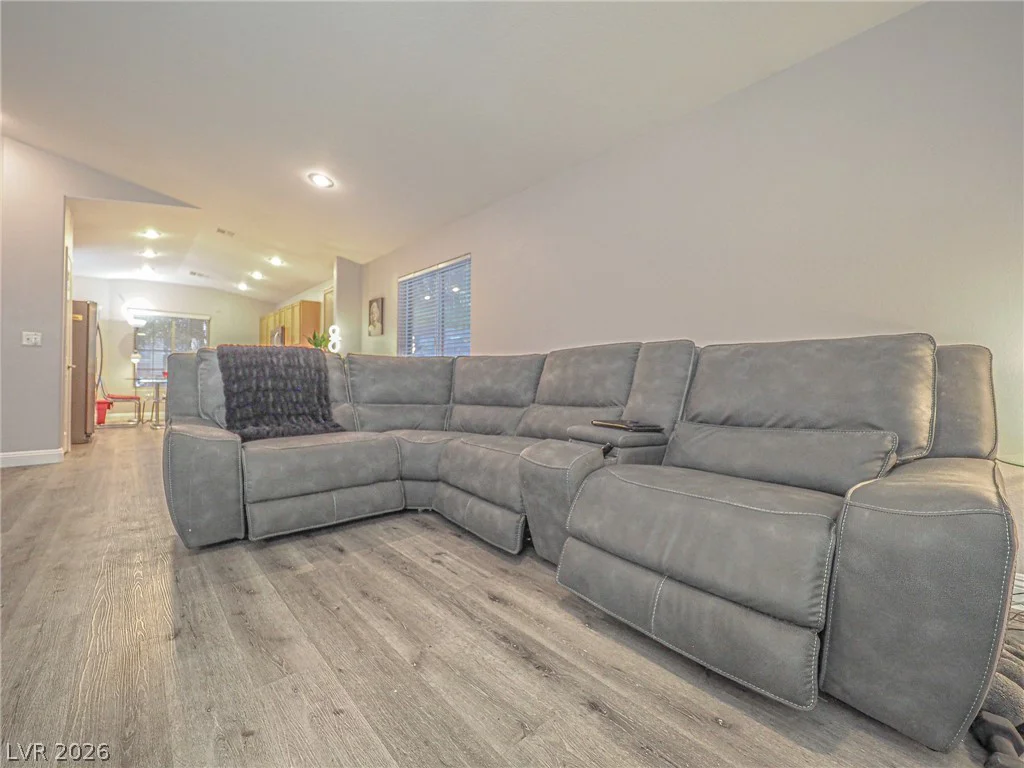 3105 Whispering Canyon, Henderson, NV 89052