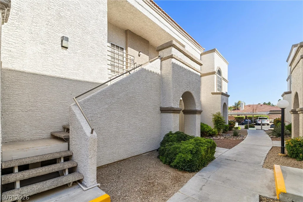 3150 Soft Breezes, Las Vegas, NV 89128