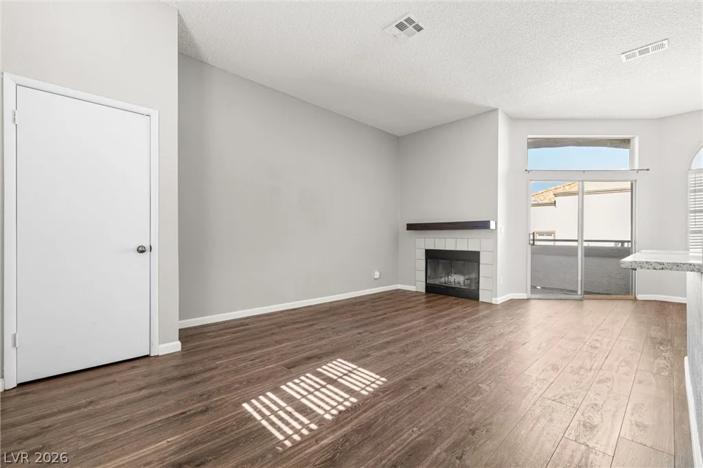 3150 Soft Breezes, Las Vegas, NV 89128