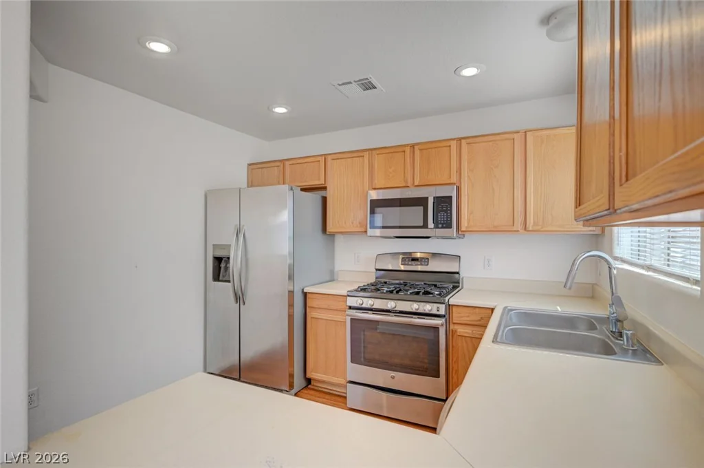3389 Cheyenne Gardens, North Las Vegas, NV 89032