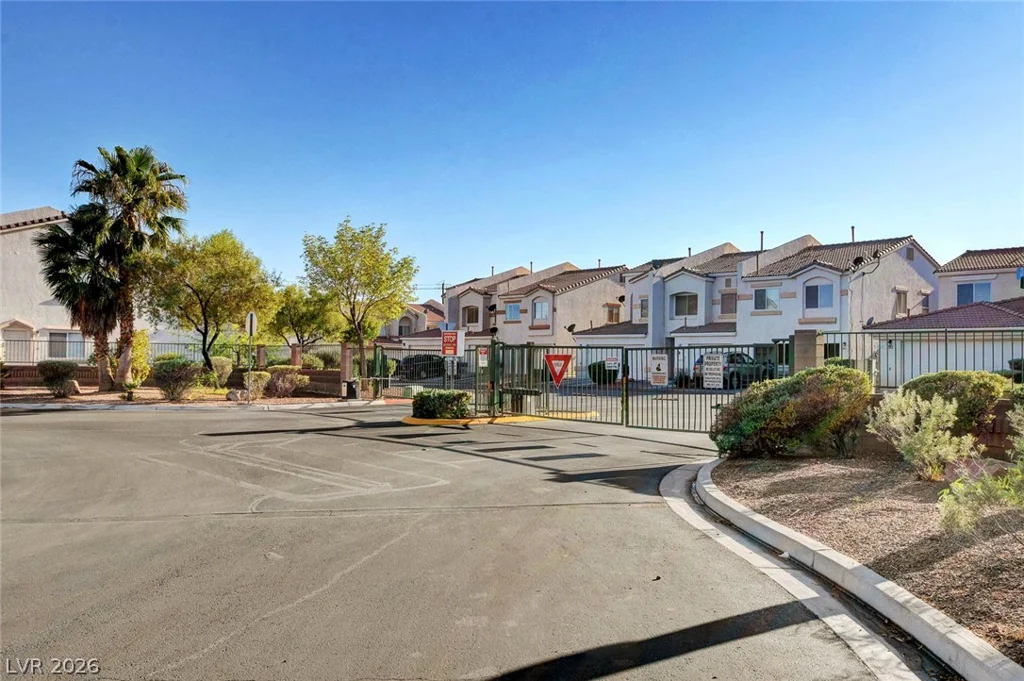 3389 Cheyenne Gardens, North Las Vegas, NV 89032