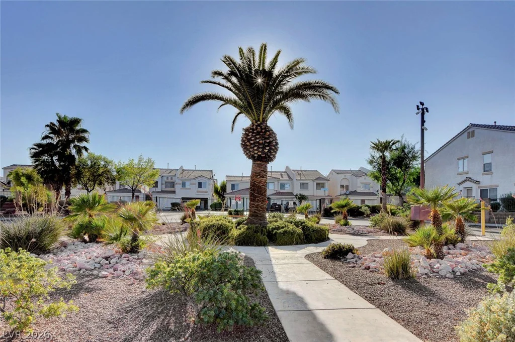 3389 Cheyenne Gardens, North Las Vegas, NV 89032