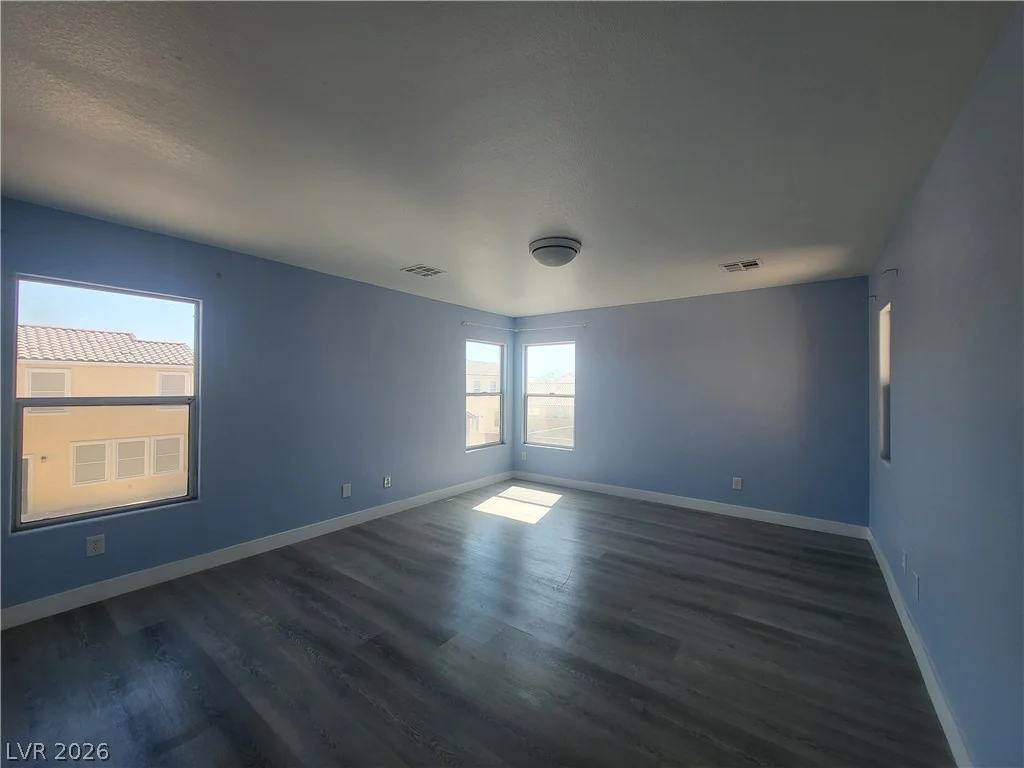 329 Plum Horse, North Las Vegas, NV 89031