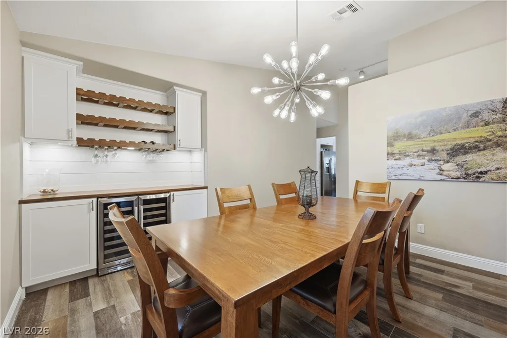 6908 Bienville, Las Vegas, NV 89131