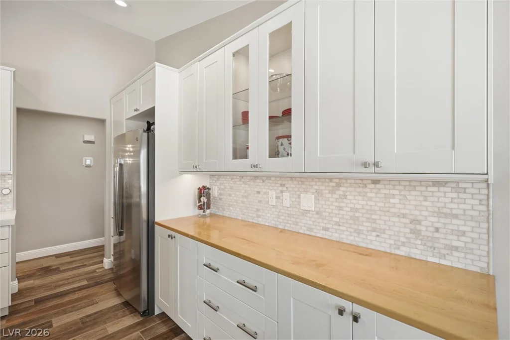 6908 Bienville, Las Vegas, NV 89131