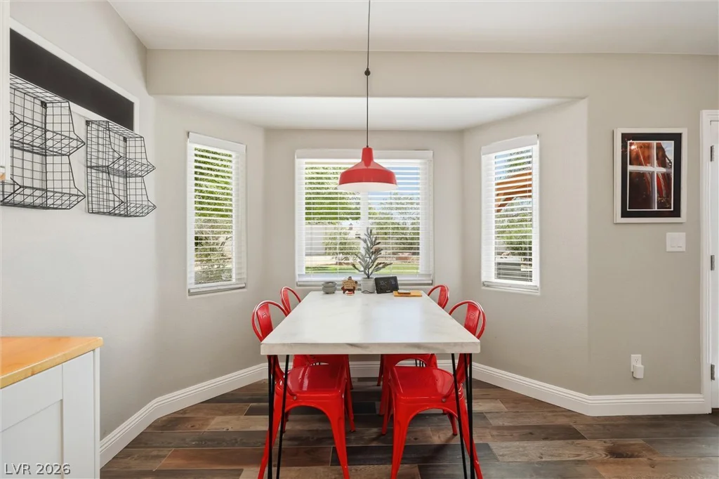 6908 Bienville, Las Vegas, NV 89131