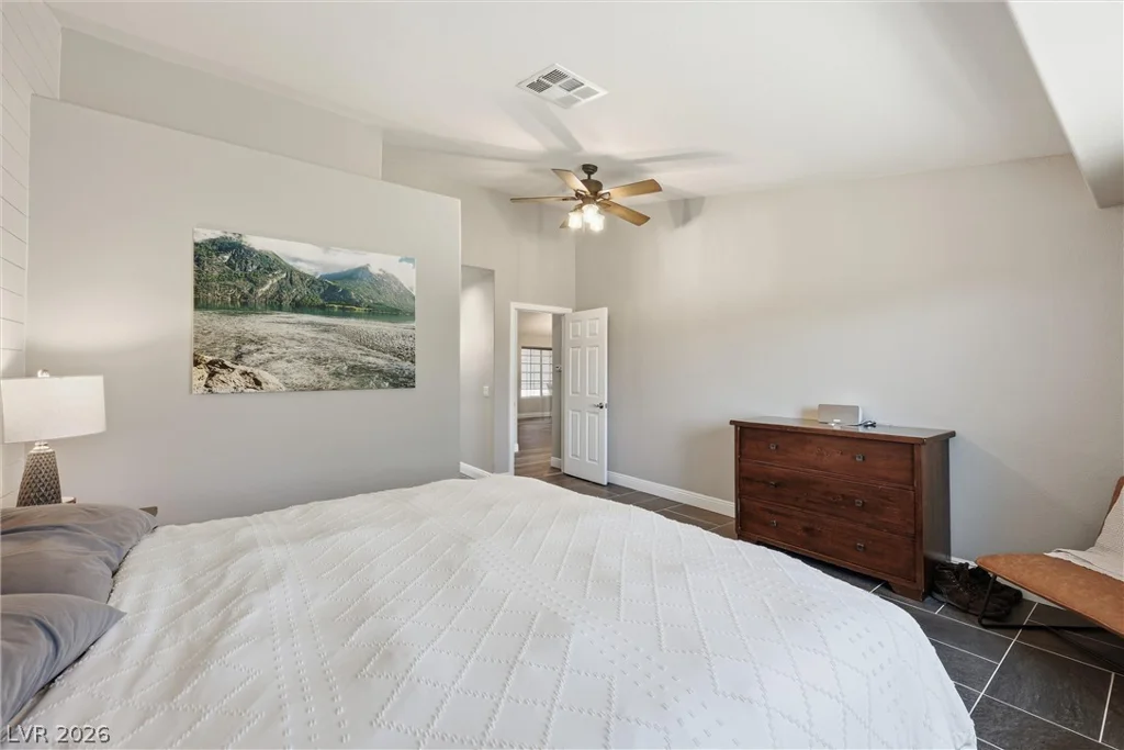 6908 Bienville, Las Vegas, NV 89131