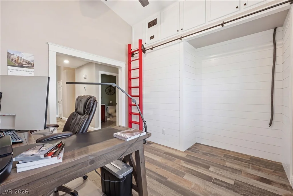 6908 Bienville, Las Vegas, NV 89131