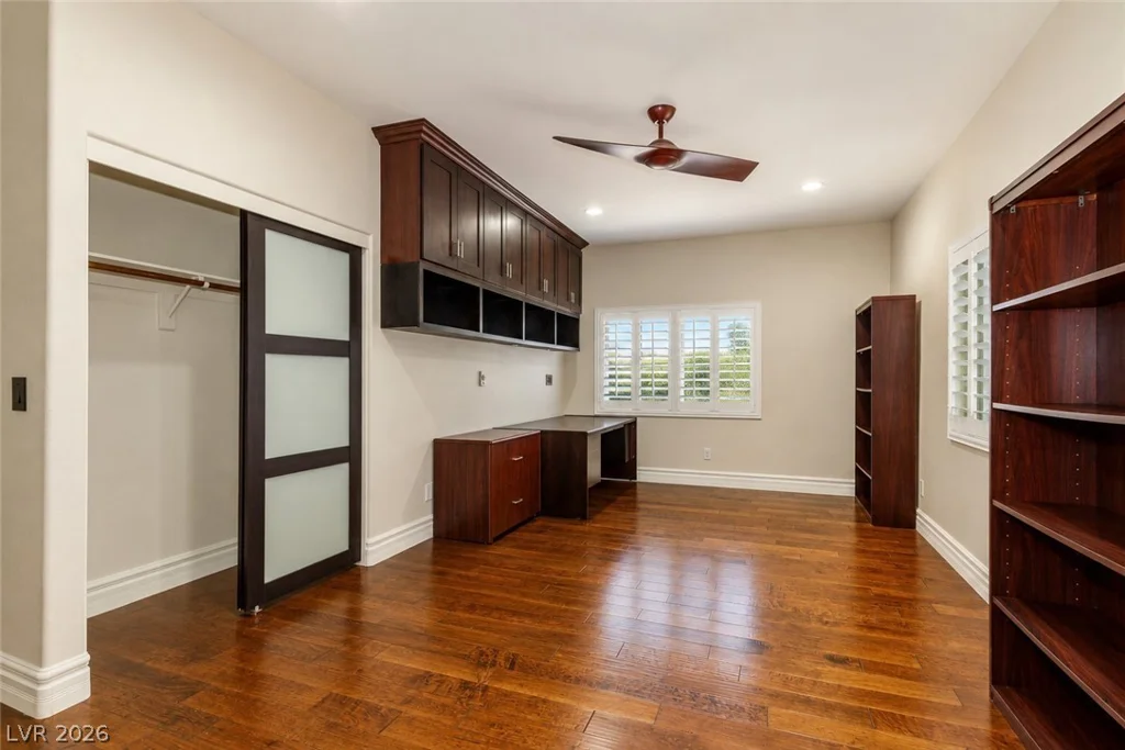 9592 Camino Capistrano, Las Vegas, NV 89147