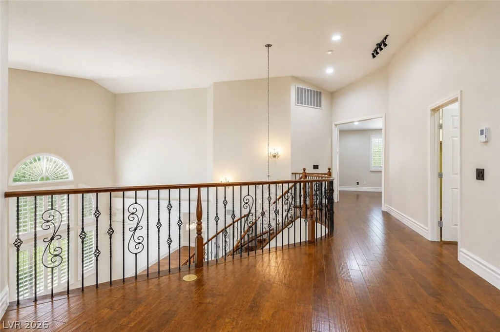 9592 Camino Capistrano, Las Vegas, NV 89147