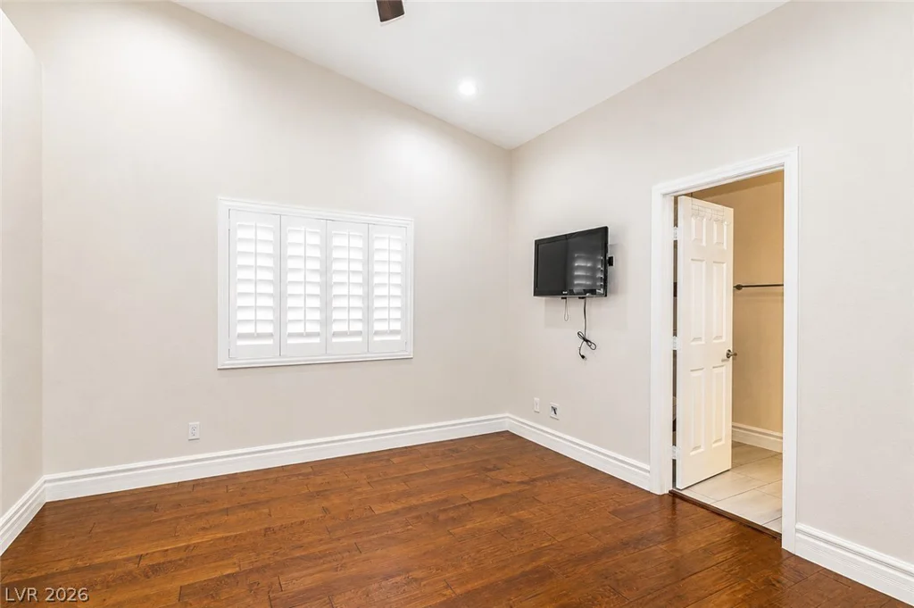 9592 Camino Capistrano, Las Vegas, NV 89147