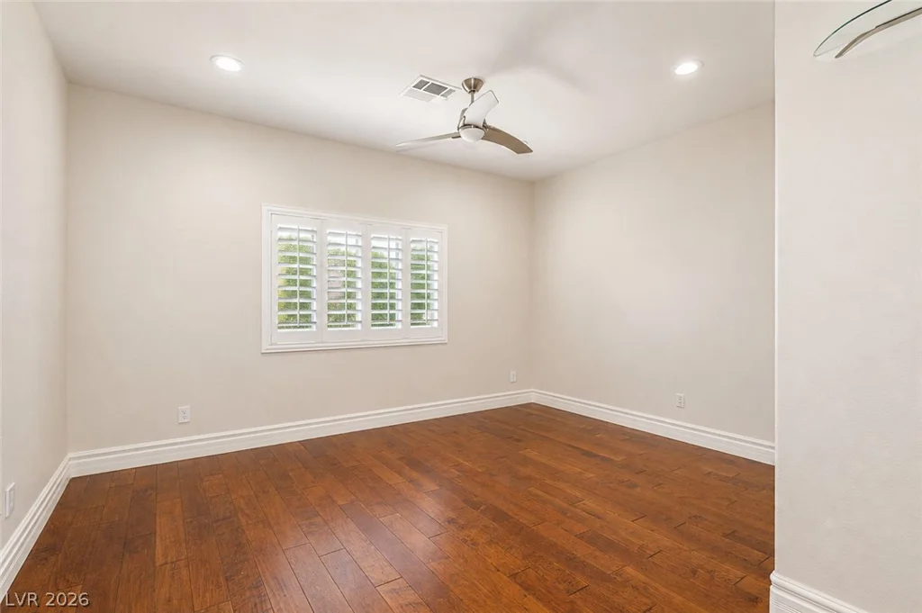9592 Camino Capistrano, Las Vegas, NV 89147
