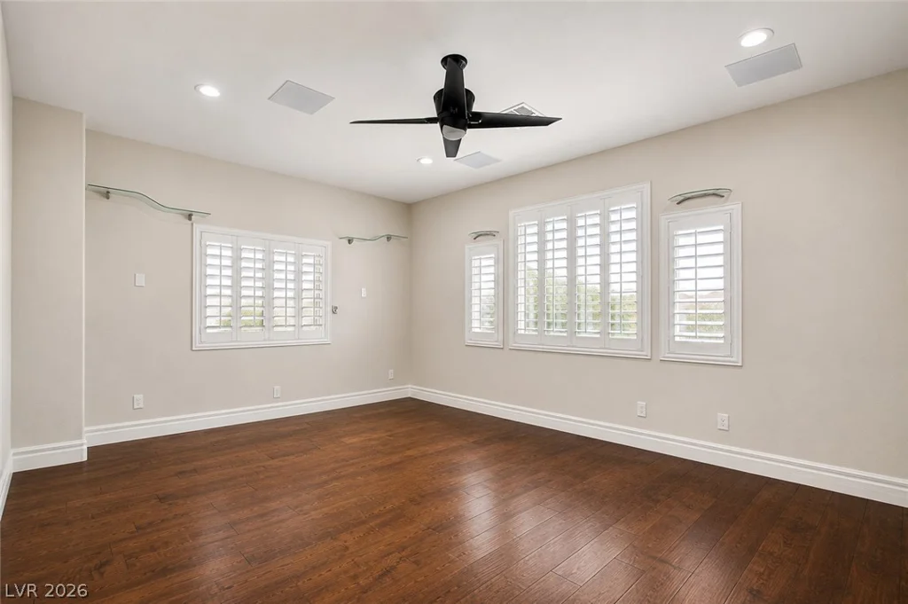 9592 Camino Capistrano, Las Vegas, NV 89147