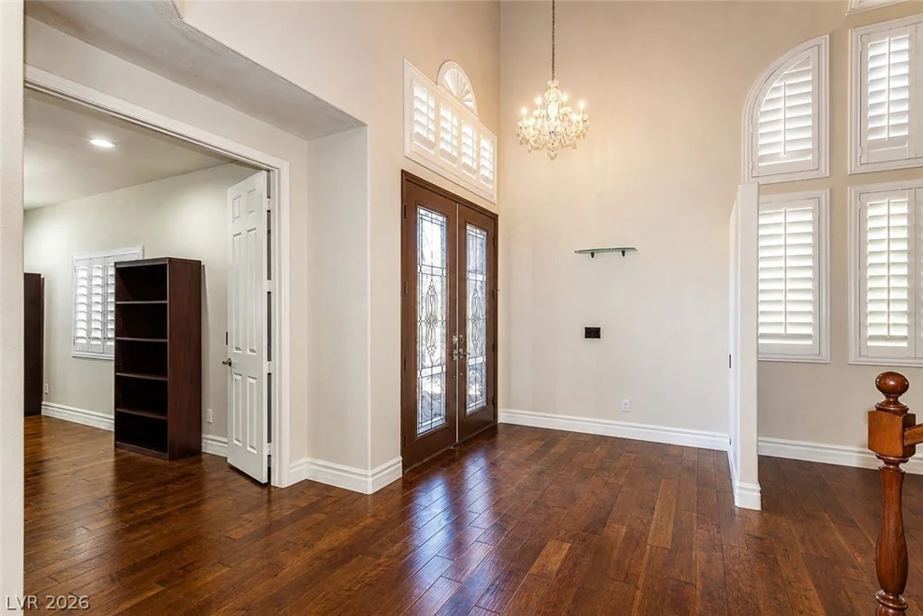 9592 Camino Capistrano, Las Vegas, NV 89147