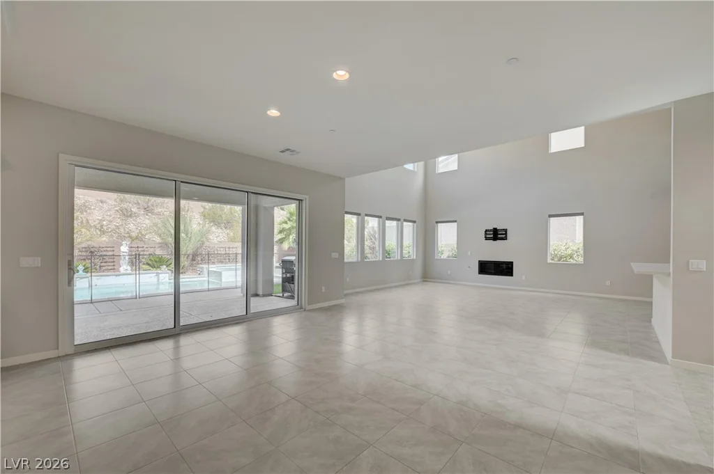 32 Vista Outlook, Henderson, NV 89011