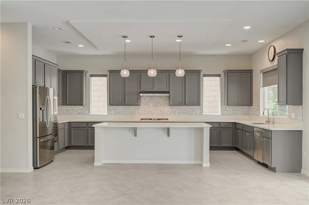 32 Vista Outlook, Henderson, NV 89011