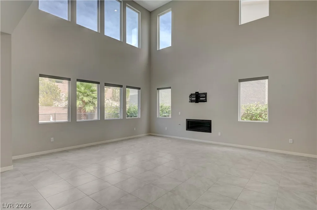 32 Vista Outlook, Henderson, NV 89011