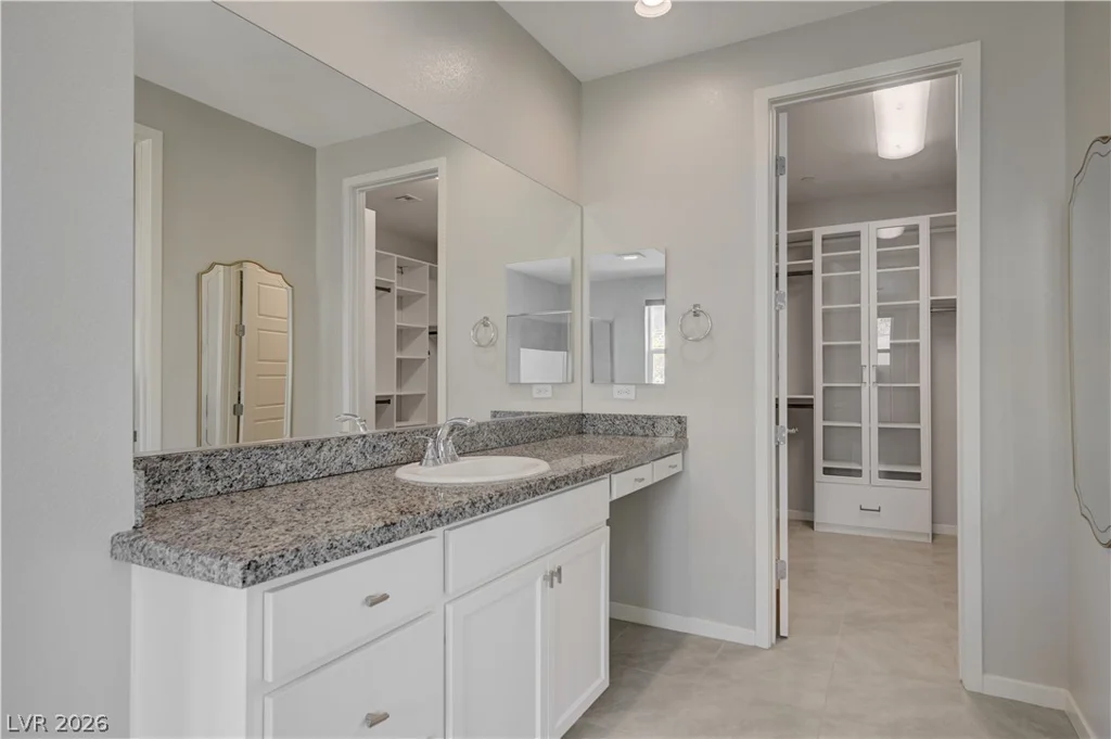 32 Vista Outlook, Henderson, NV 89011