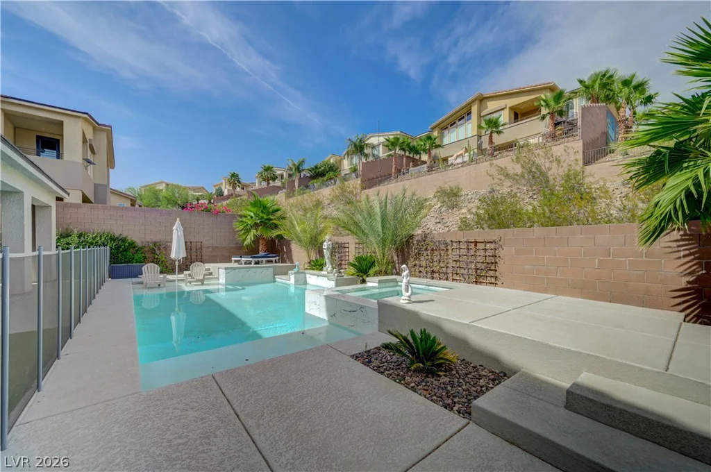 32 Vista Outlook, Henderson, NV 89011