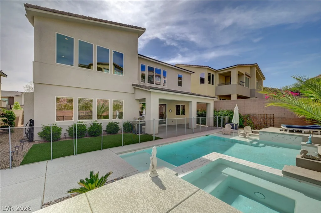 32 Vista Outlook, Henderson, NV 89011