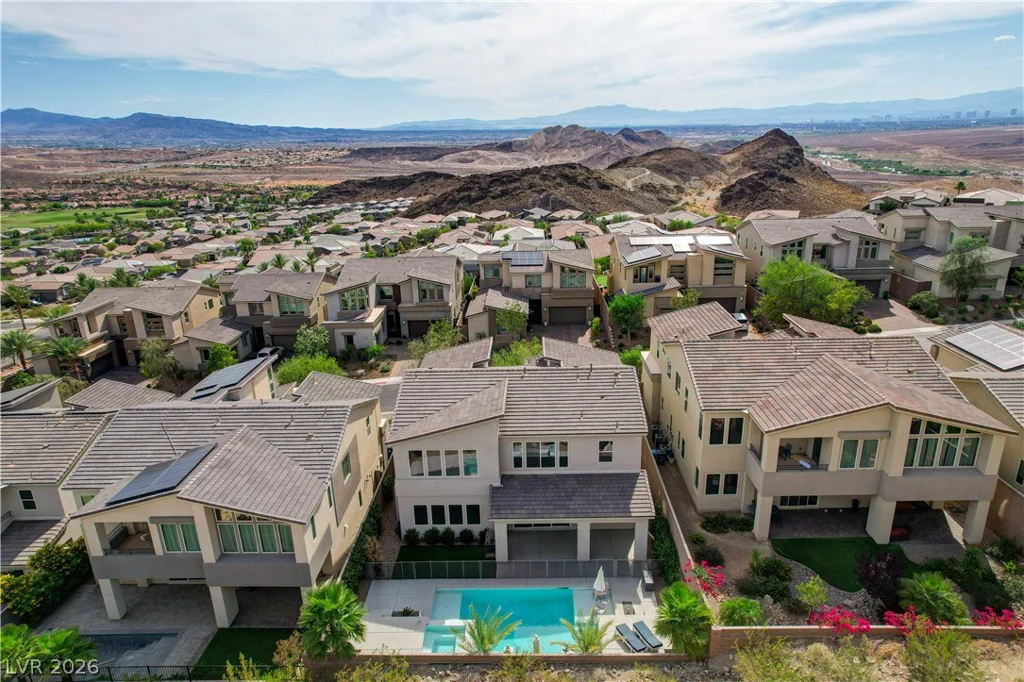 32 Vista Outlook, Henderson, NV 89011