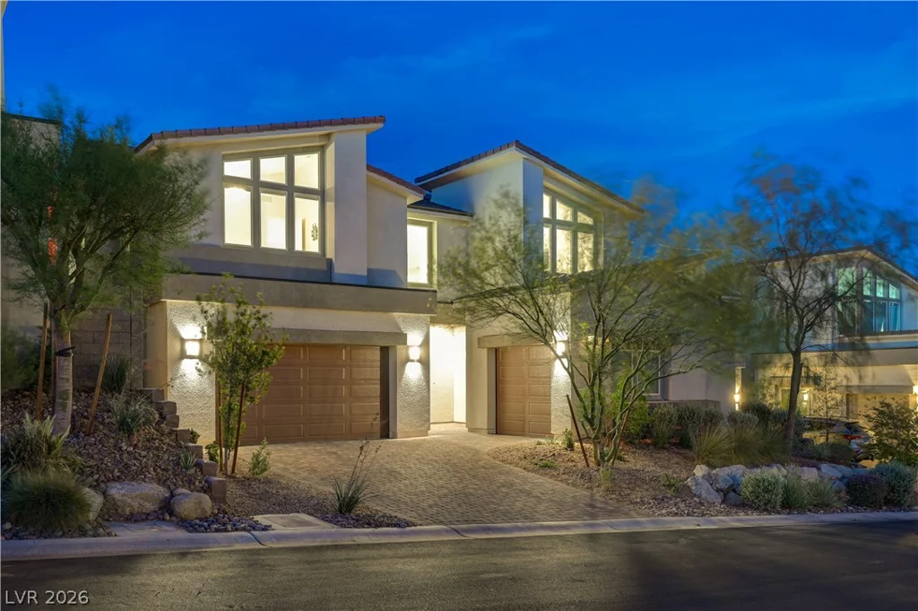 32 Vista Outlook, Henderson, NV 89011