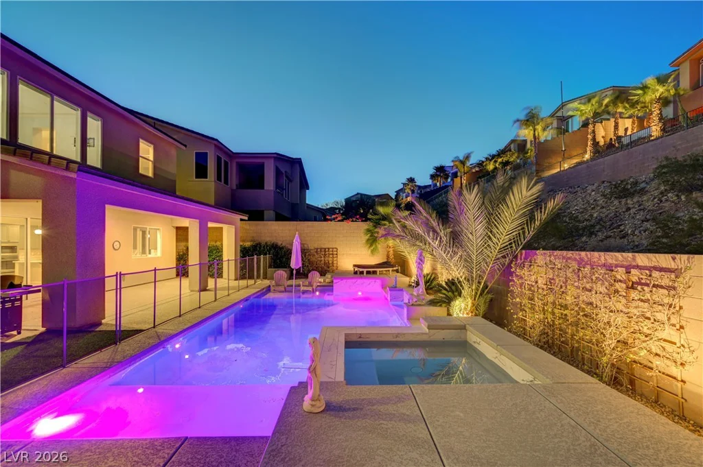 32 Vista Outlook, Henderson, NV 89011