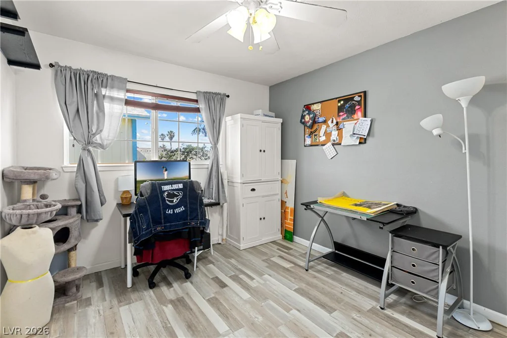 6214 Gunderson, Las Vegas, NV 89103