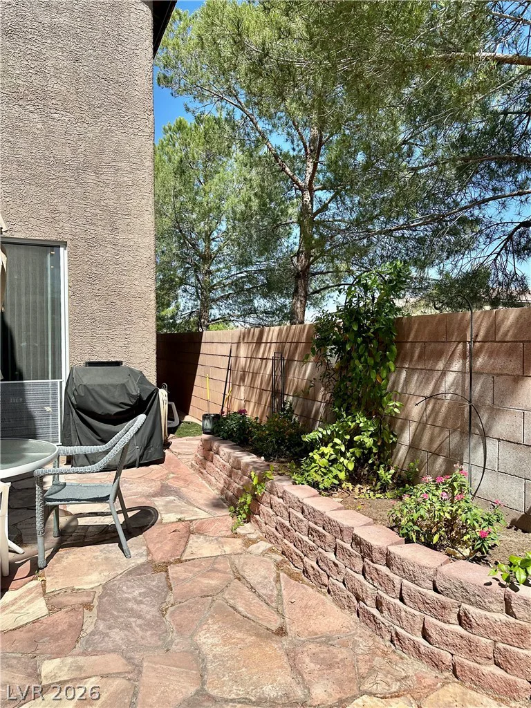 90 Branch Field, Las Vegas, NV 89183