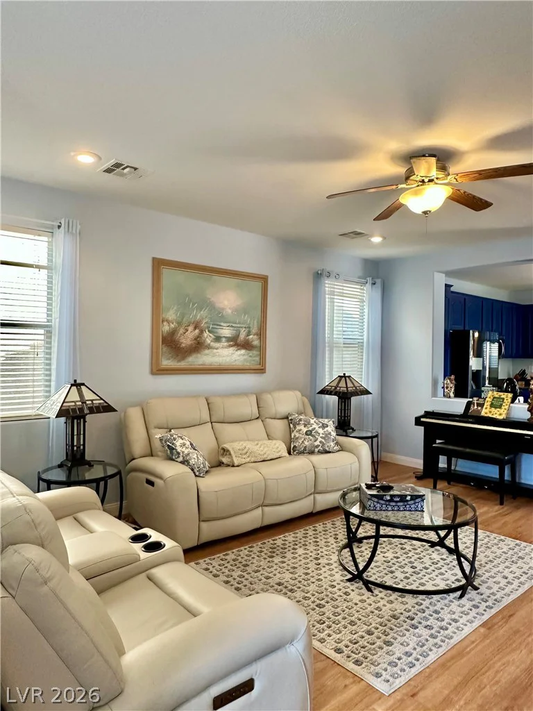 90 Branch Field, Las Vegas, NV 89183