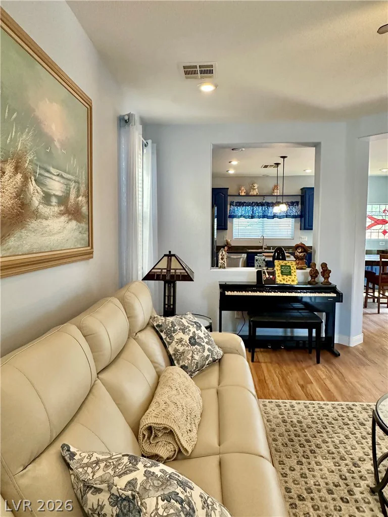 90 Branch Field, Las Vegas, NV 89183